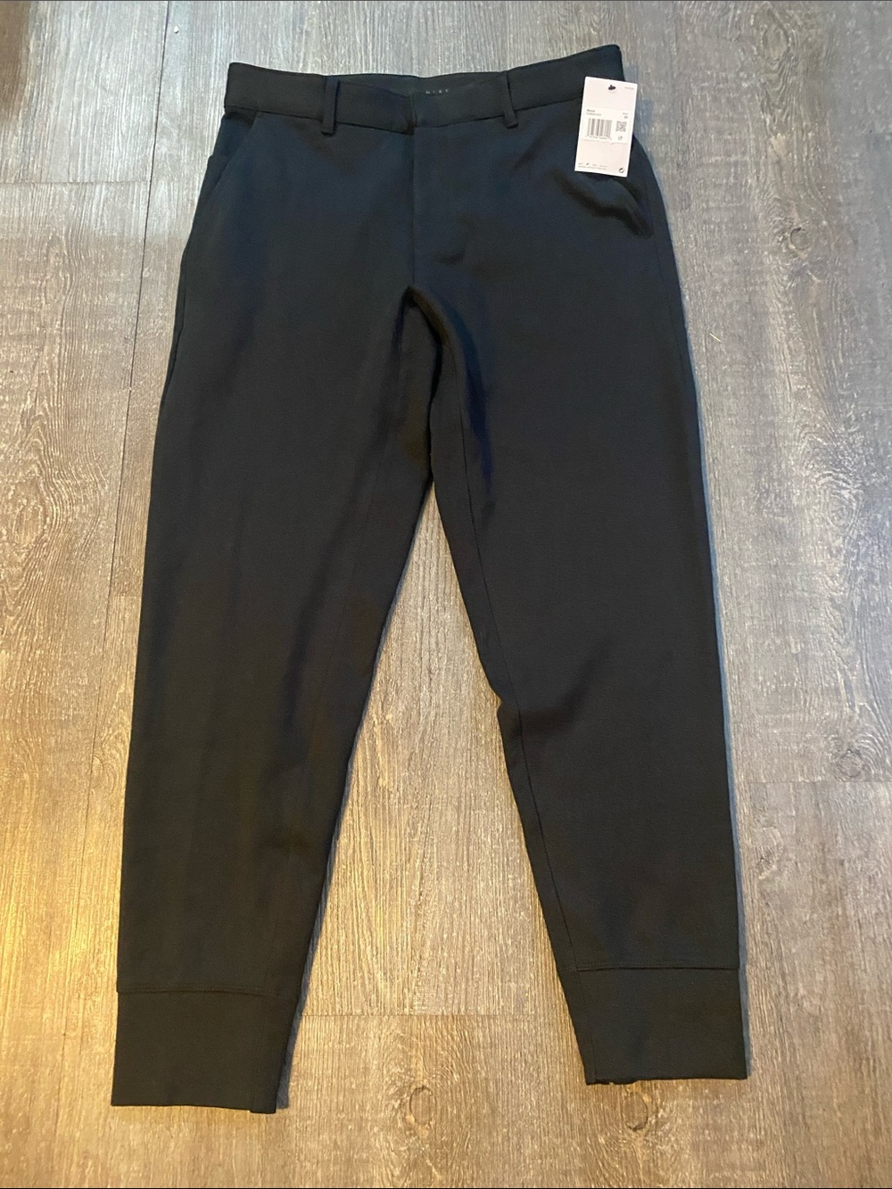 Nike Black Men's golf pants.